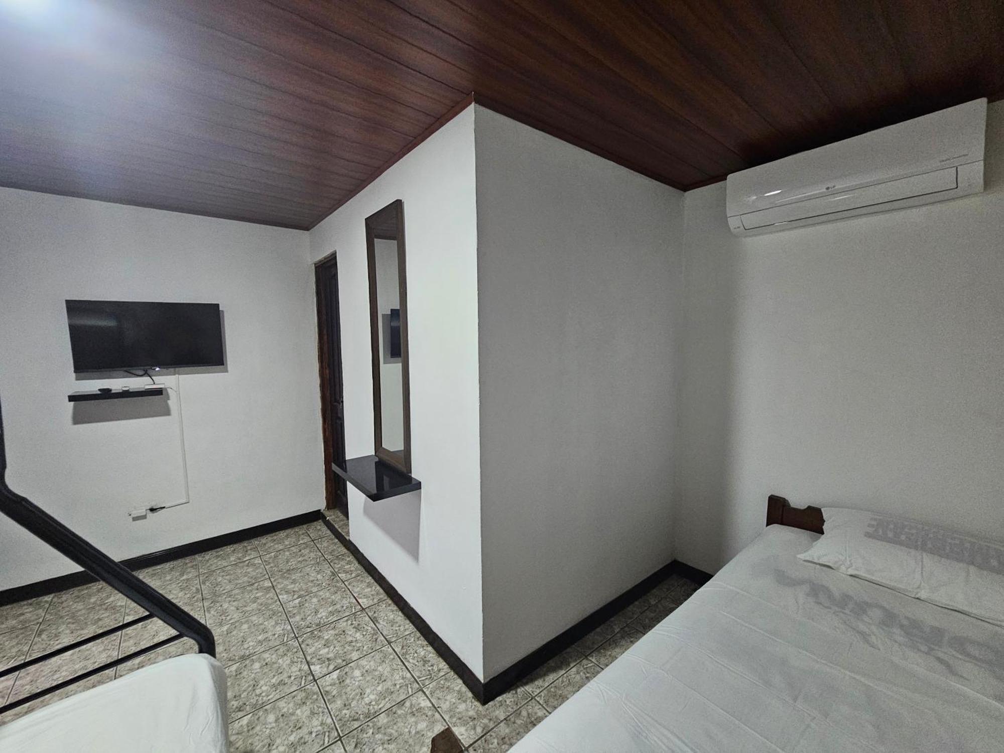 Hotel Luna Liberiana Exteriér fotografie