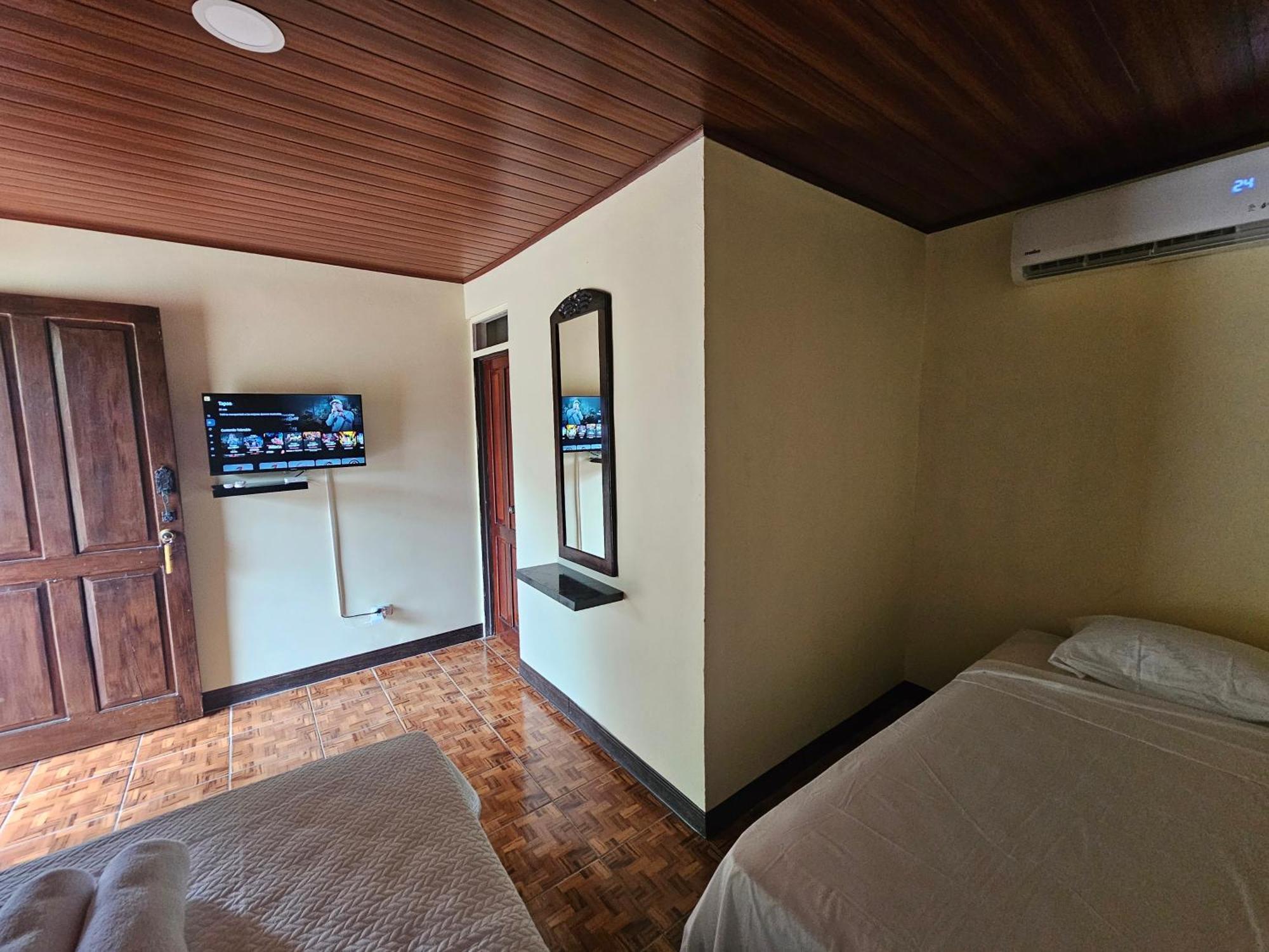 Hotel Luna Liberiana Exteriér fotografie